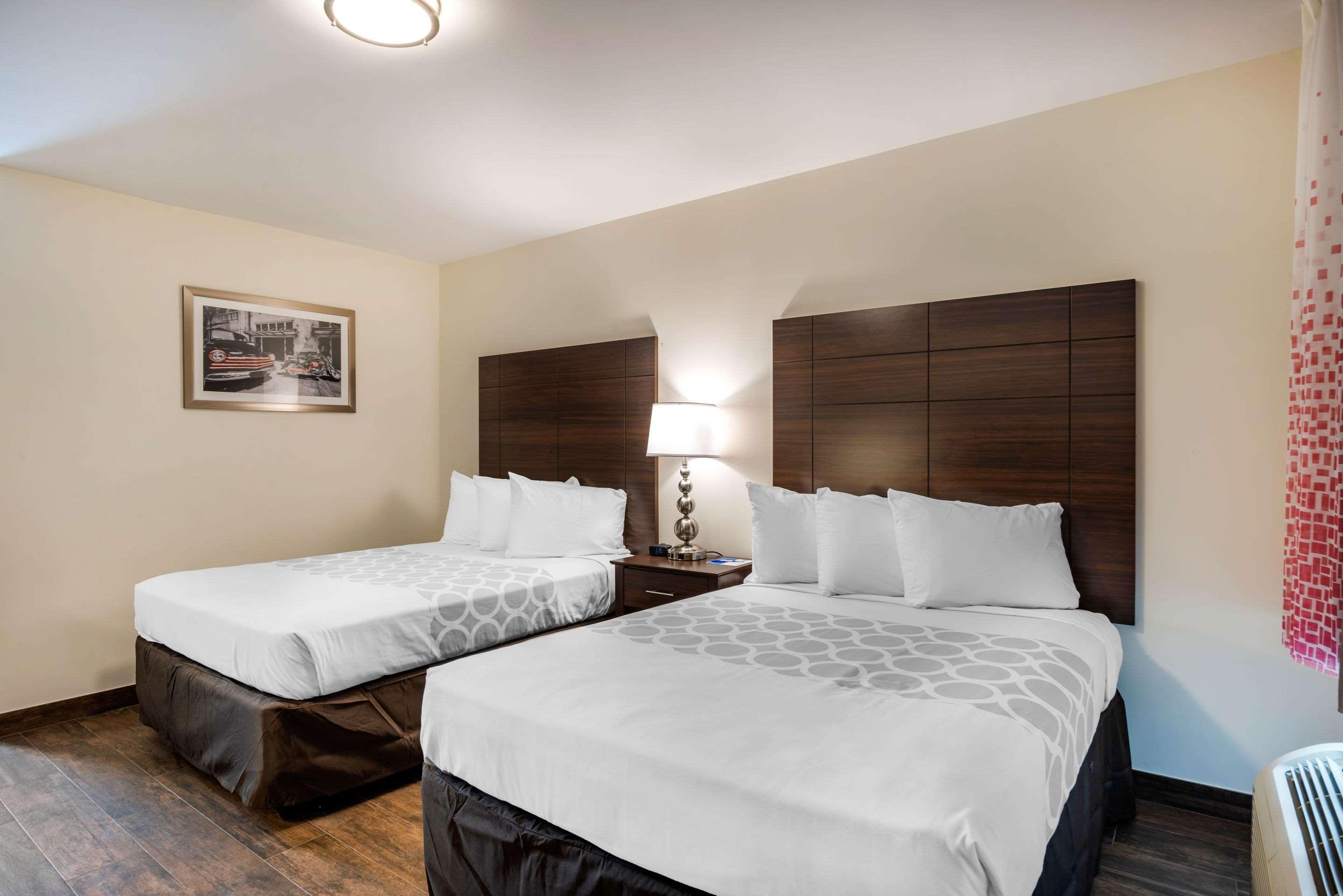 Downtown Hollywood Gardens Inn & Suites Ngoại thất bức ảnh