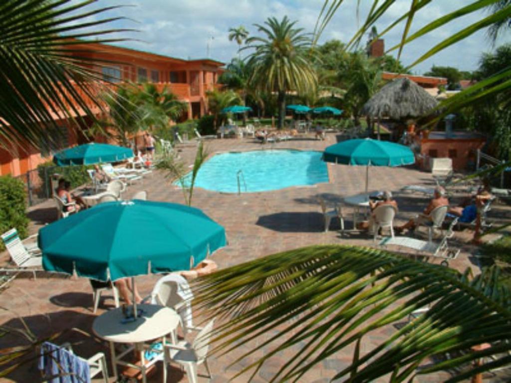 Downtown Hollywood Gardens Inn & Suites Ngoại thất bức ảnh