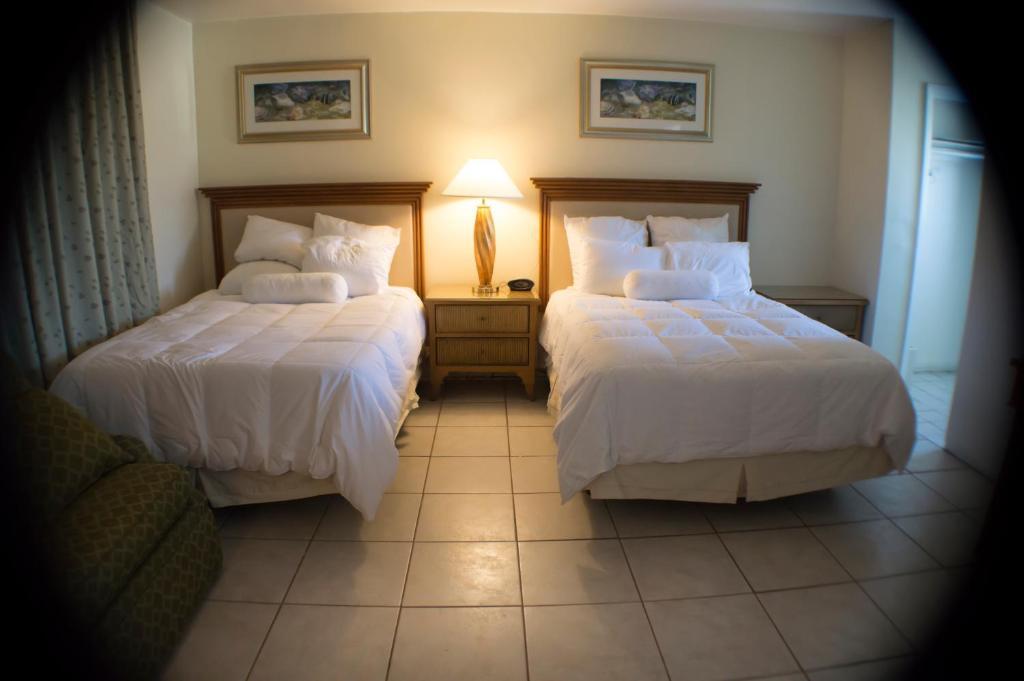Downtown Hollywood Gardens Inn & Suites Ngoại thất bức ảnh